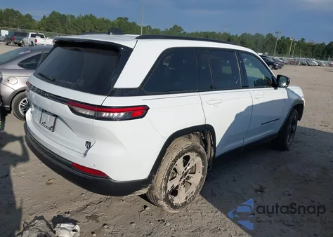 2022 Jeep Grand Cherokee Altitude 4X4 z USA, uszkodzony, nr VIN 1C4RJHAG7N8573789